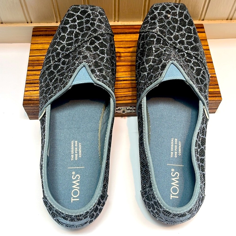 TOMS Alpargata Women’s Oxford City Shoe - Picture 8 of 8